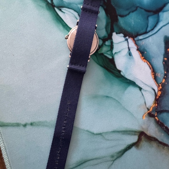 Timex Silver Case Watch with Navy Strap - Picture 2 of 3